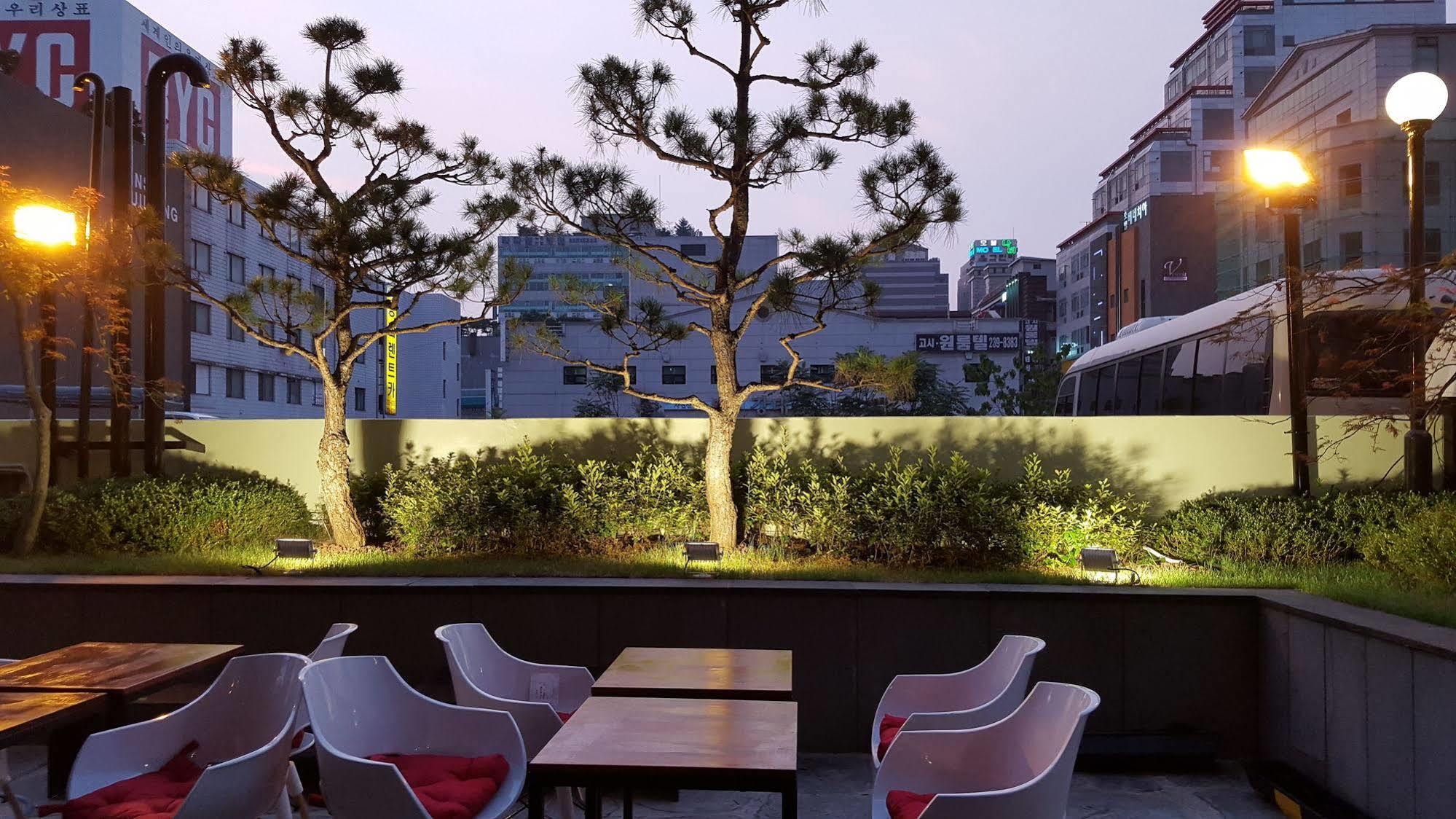 I.Y Hotel Suwon Dış mekan fotoğraf