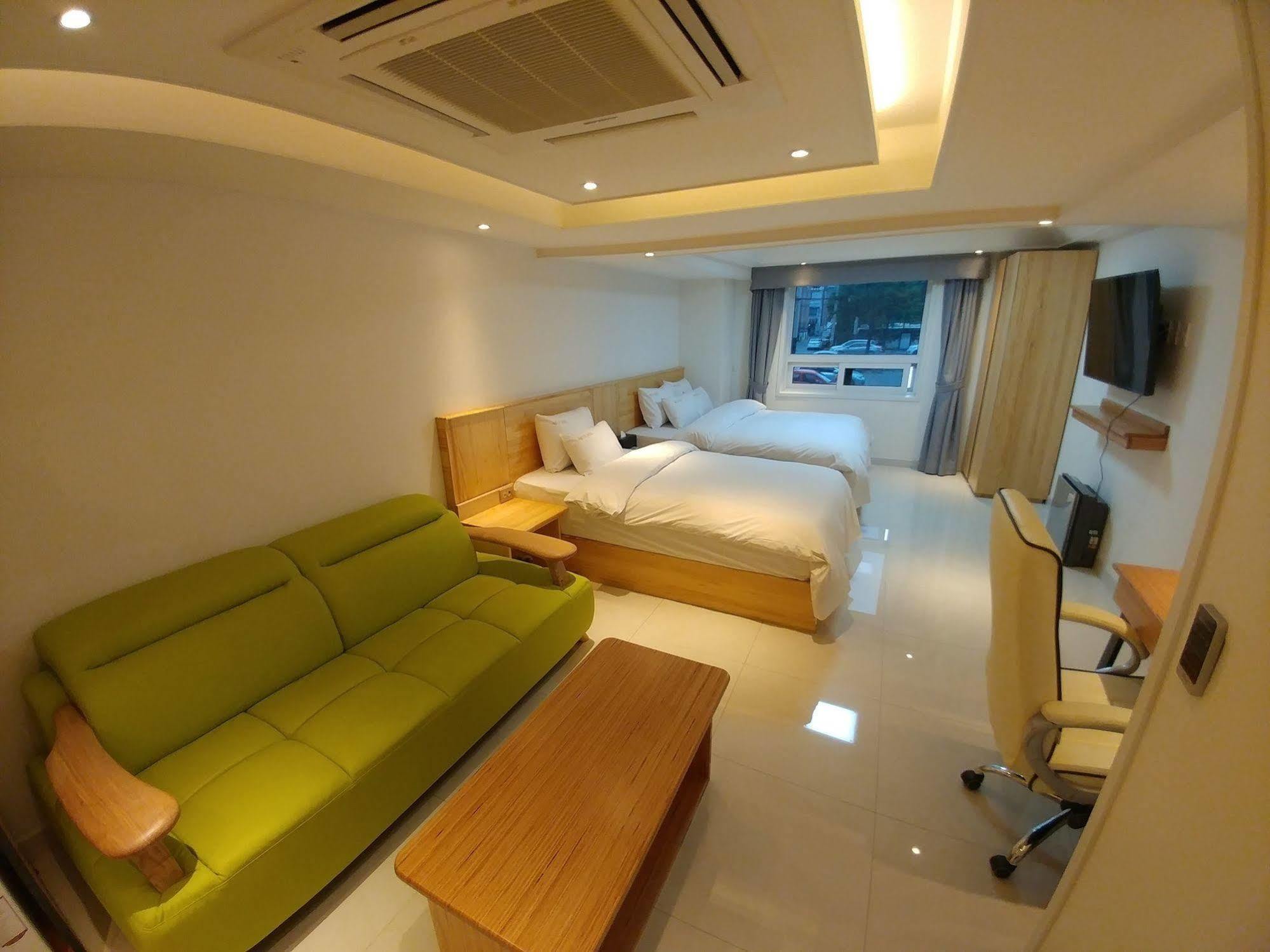 I.Y Hotel Suwon Dış mekan fotoğraf