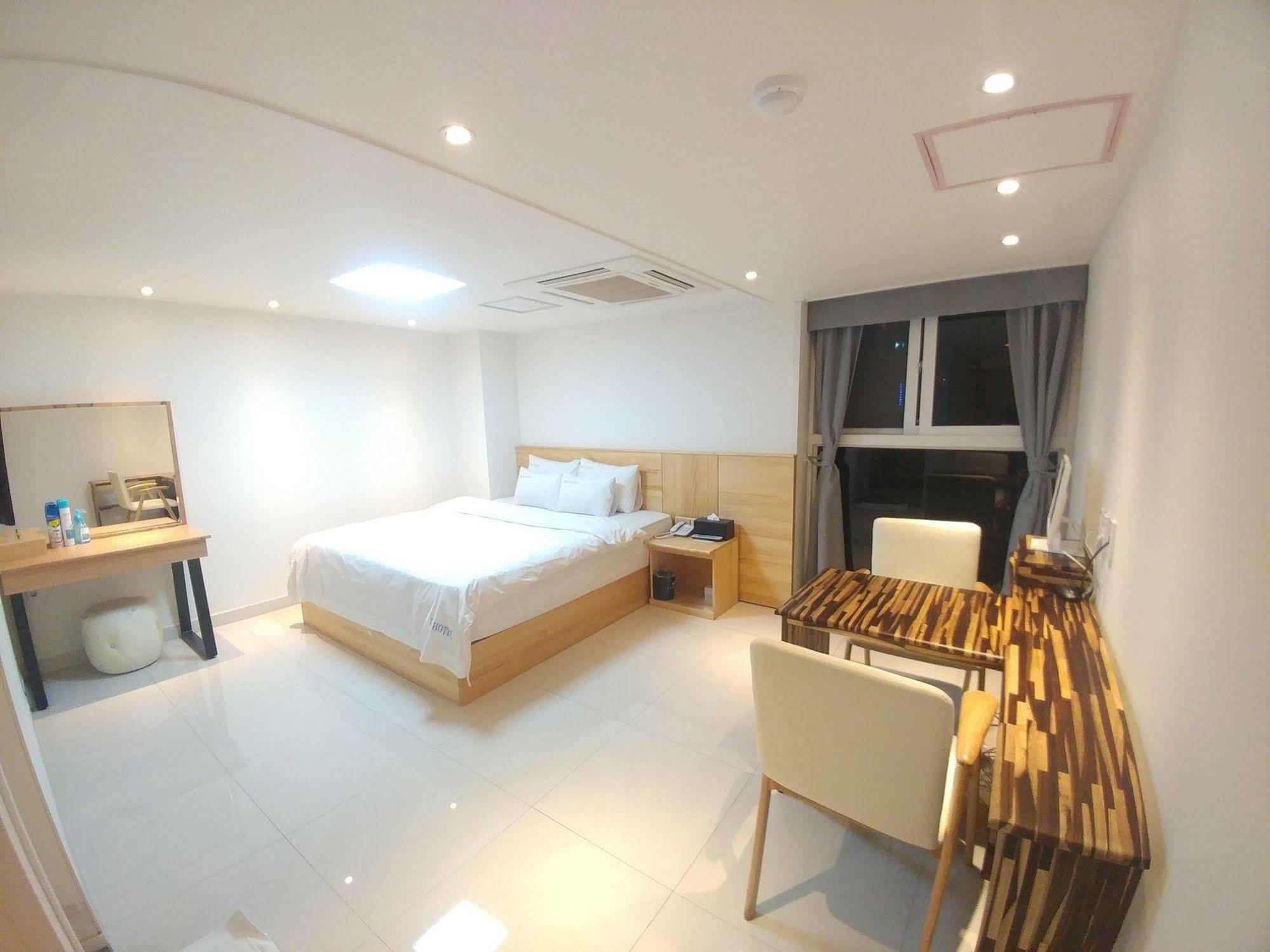 I.Y Hotel Suwon Dış mekan fotoğraf