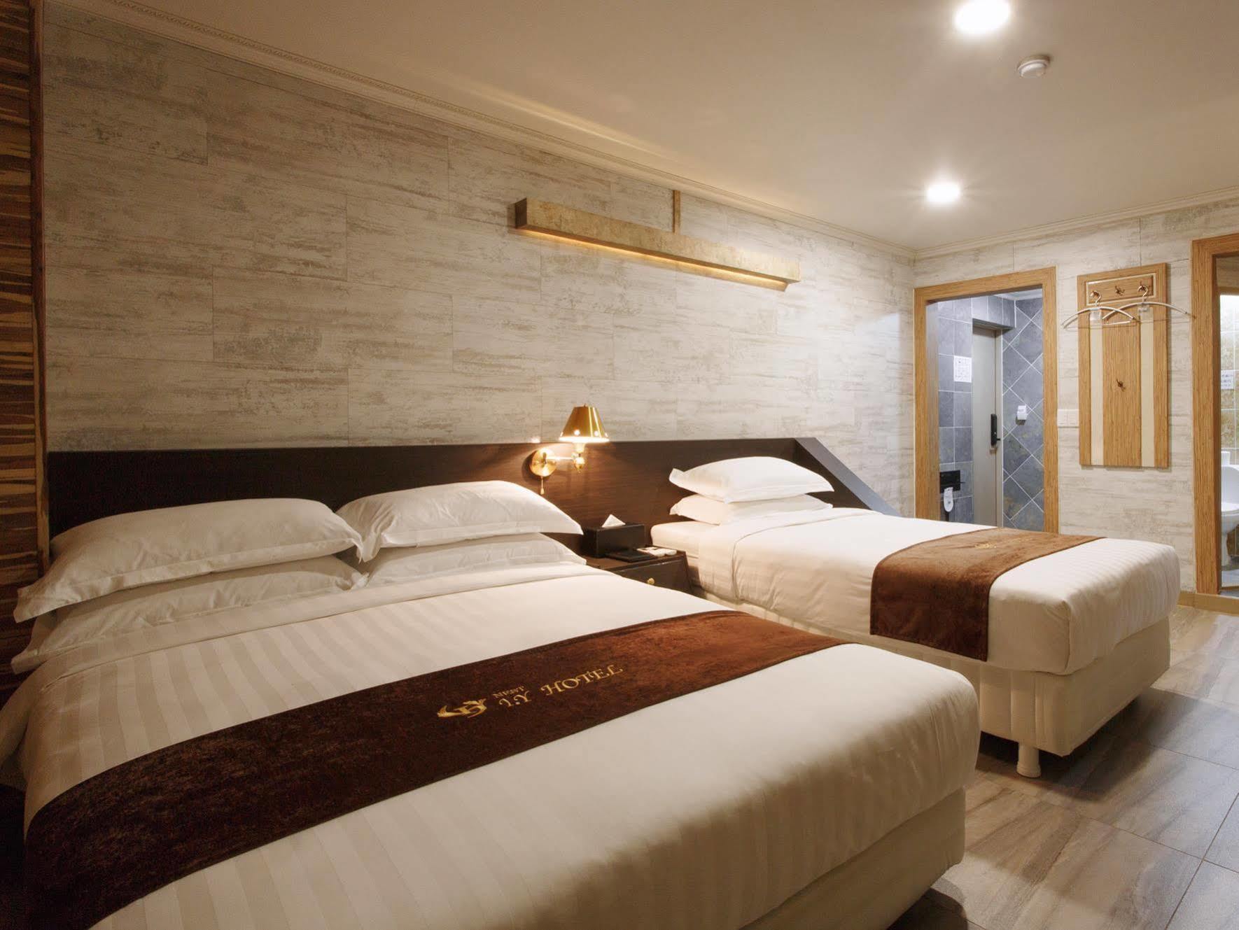 I.Y Hotel Suwon Dış mekan fotoğraf