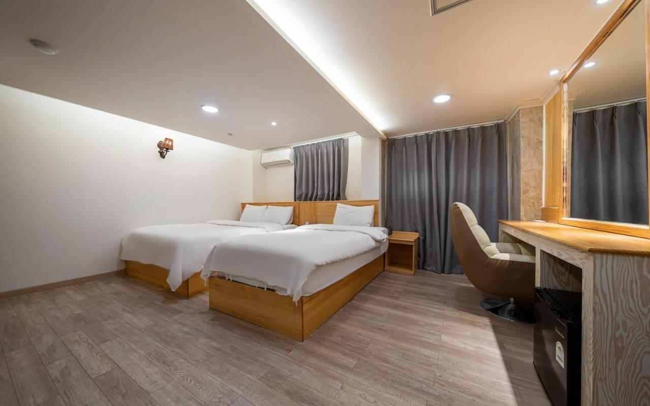 I.Y Hotel Suwon Dış mekan fotoğraf
